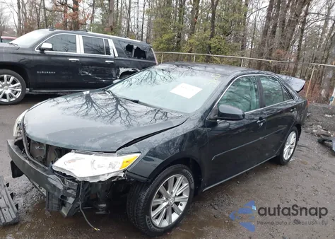 2013 Toyota Camry Xle z USA, uszkodzony, nr VIN 4T4BF1FK4DR298512